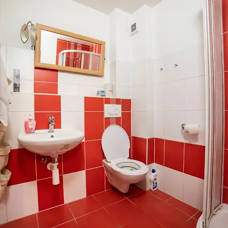 Vinny Sklep Kovarna Apartment